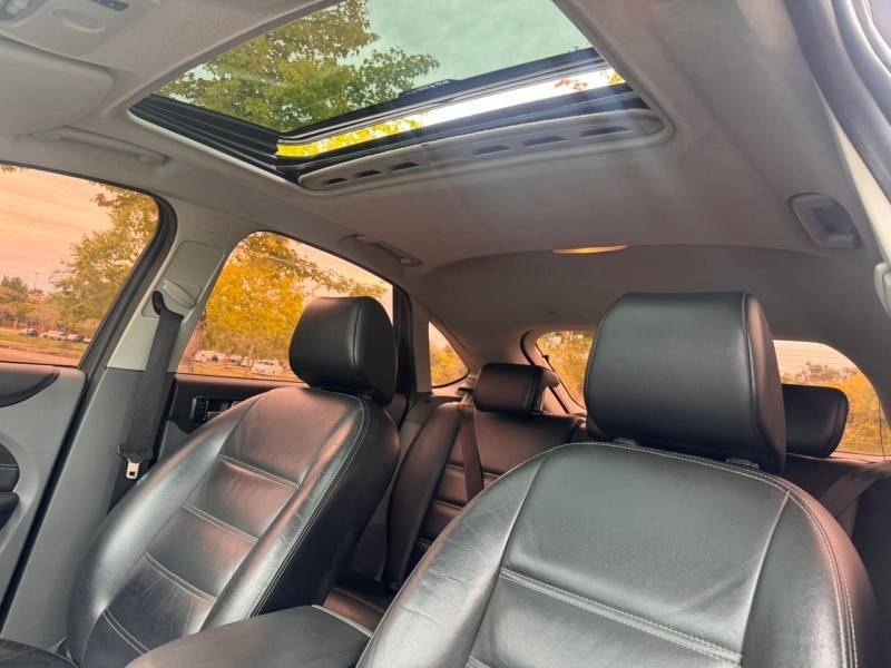 FORD - FOCUS - 2009/2009 - Preta - R$ 45.000,00