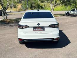VOLKSWAGEN - VIRTUS - 2024/2025 - Branca - R$ 115.700,00
