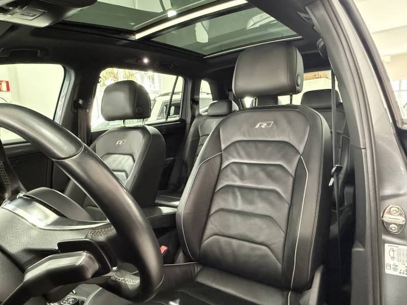 VOLKSWAGEN - TIGUAN - 2019/2019 - Cinza - R$ 154.900,00