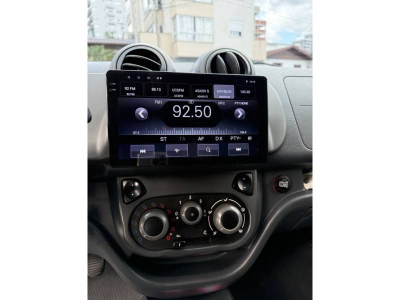 FIAT - FIORINO - 2017/2017 - Branca - R$ 67.500,00