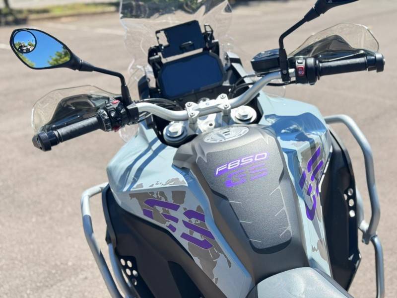 BMW - F 850 GS ADVENTURE PREMIUM - 2019/2019 - Cinza - R$ 63.000,00