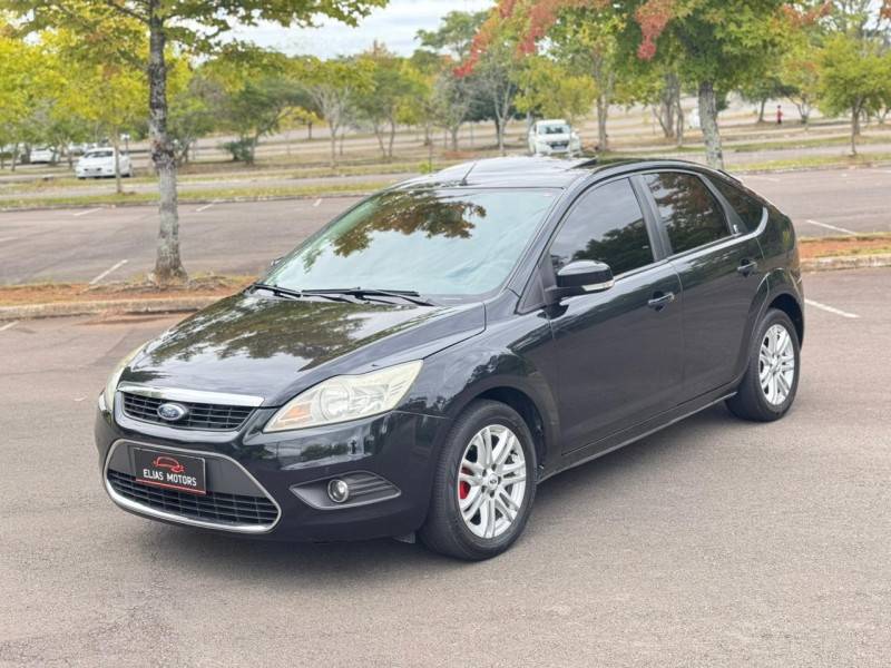 FORD - FOCUS - 2009/2009 - Preta - R$ 45.000,00
