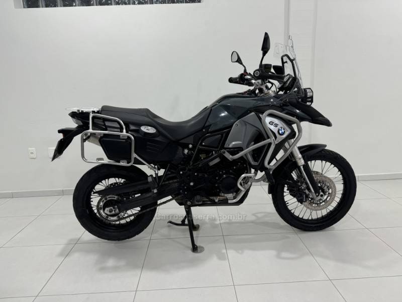 BMW - F 800 - 2017/2017 - Cinza - R$ 51.500,00