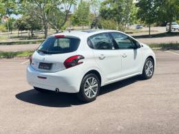 PEUGEOT - 208 - 2018/2019 - Azul - R$ 70.000,00