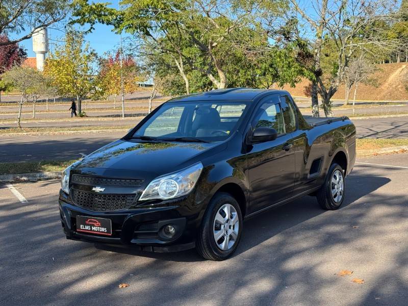 CHEVROLET - MONTANA - 2016/2017 - Preta - R$ 49.500,00