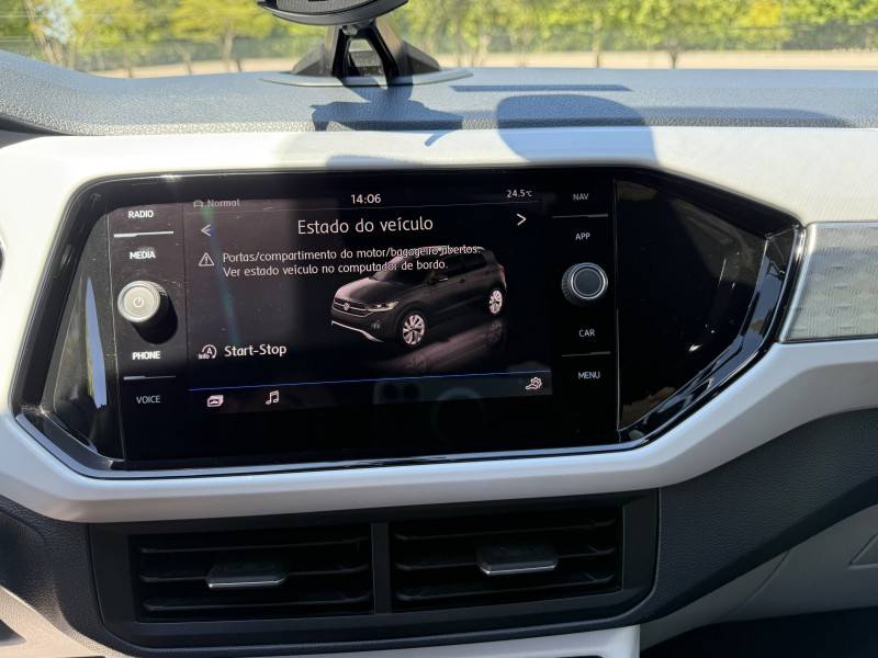 VOLKSWAGEN - T-CROSS - 2019/2020 - Prata - R$ 110.000,00