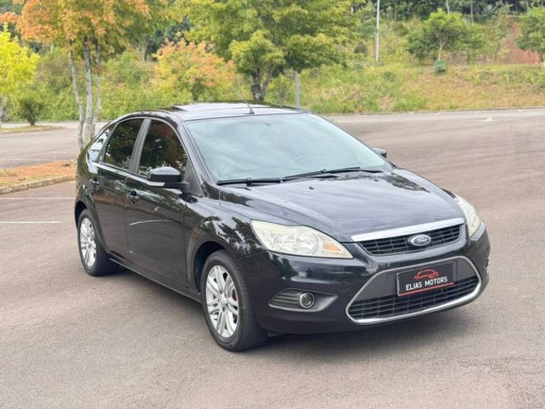 FORD - FOCUS - 2009/2009 - Preta - R$ 45.000,00