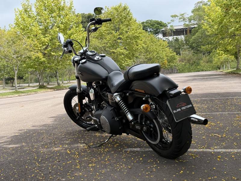 HARLEY-DAVIDSON - DYNA - 2016/2016 - Preta - R$ 55.000,00
