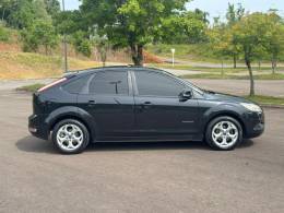 FORD - FOCUS - 2011/2012 - Preta - R$ 47.000,00