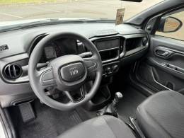 FIAT - STRADA - 2024/2025 - Branca - R$ 85.000,00