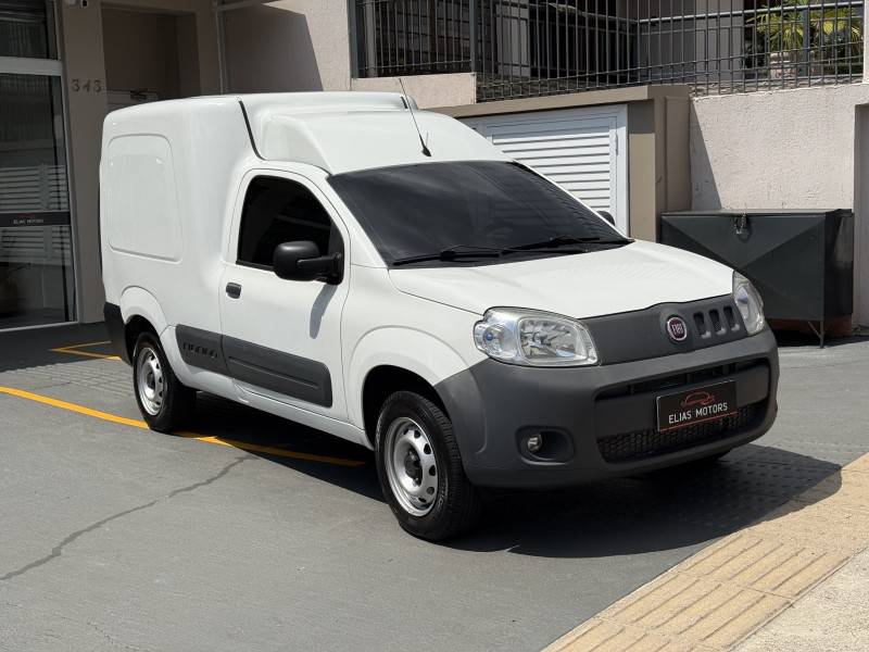 FIAT - FIORINO - 2017/2017 - Branca - R$ 67.500,00