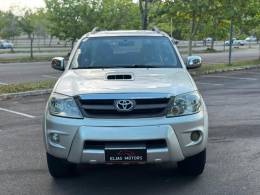 TOYOTA - HILUX SW4 - 2008/2008 - Prata - R$ 90.000,00