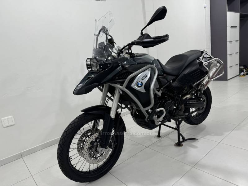 BMW - F 800 - 2017/2017 - Cinza - R$ 51.500,00