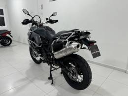 BMW - F 800 - 2017/2017 - Cinza - R$ 51.500,00