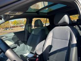 VOLKSWAGEN - T-CROSS - 2022/2022 - Cinza - R$ 127.500,00