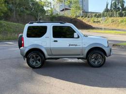 SUZUKI - JIMNY - 2015/2015 - Branca - R$ 79.900,00