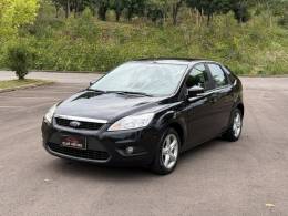 FORD - FOCUS - 2010/2011 - Preta - R$ 42.500,00