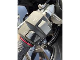 YAMAHA - YZF - 2012/2013 - Branca - R$ 46.900,00