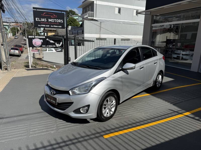 HYUNDAI - HB20S - 2015/2015 - Prata - R$ 62.000,00