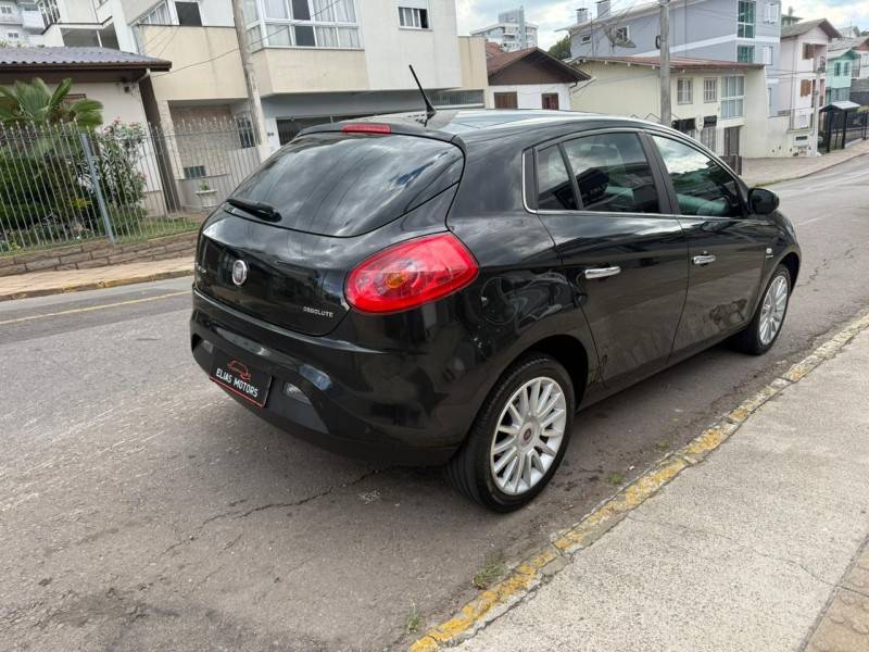 FIAT - BRAVO - 2012/2012 - Preta - R$ 47.900,00