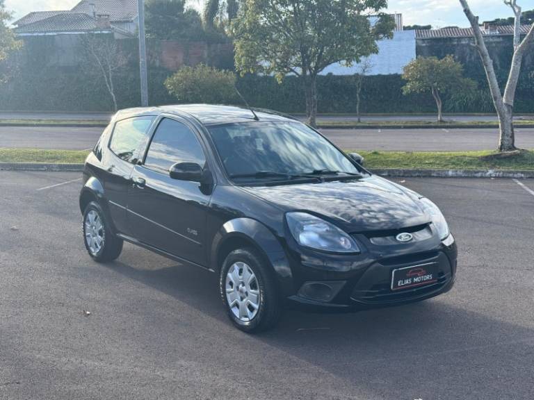 FORD - KA - 2011/2012 - Preta - R$ 29.900,00