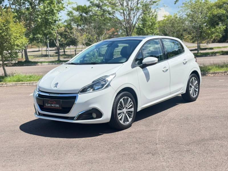 PEUGEOT - 208 - 2018/2019 - Azul - R$ 70.000,00