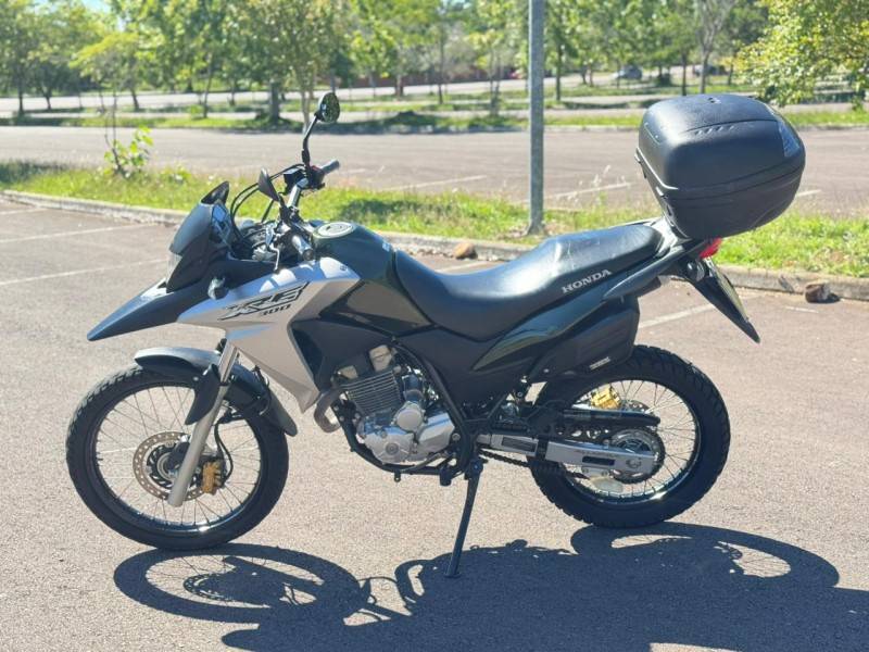 HONDA - XRE 300 - 2018/2018 - Verde - R$ 24.900,00