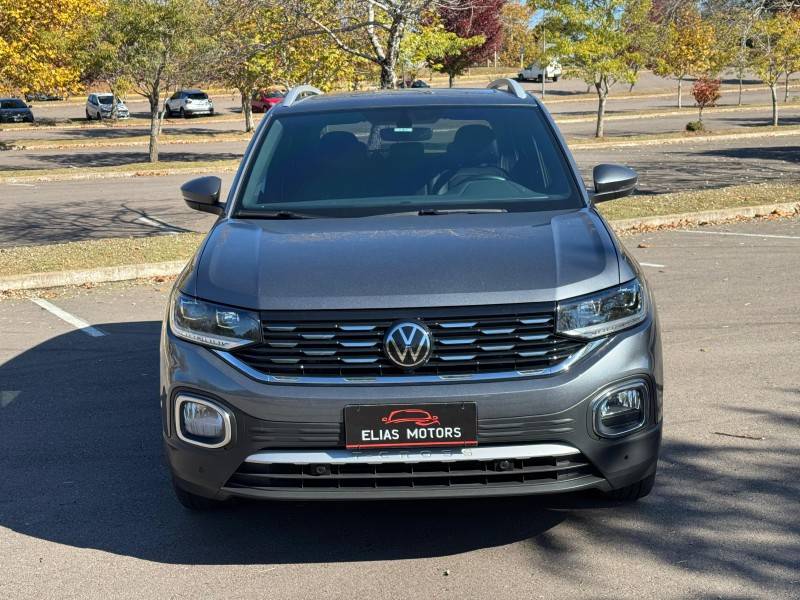 VOLKSWAGEN - T-CROSS - 2022/2022 - Cinza - R$ 127.500,00