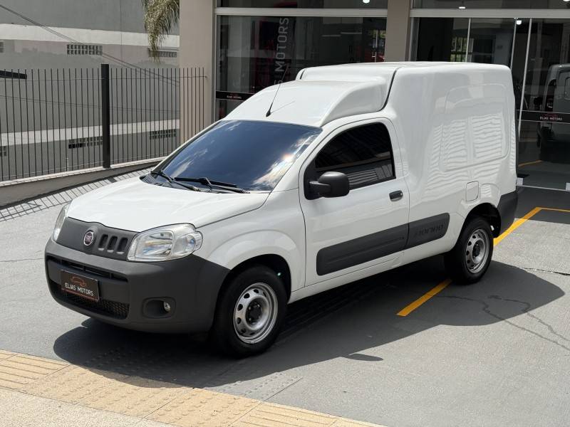 FIAT - FIORINO - 2017/2017 - Branca - R$ 67.500,00