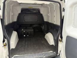 FIAT - FIORINO - 2017/2017 - Branca - R$ 67.500,00