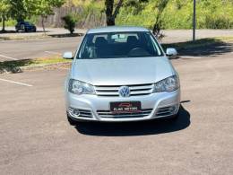 VOLKSWAGEN - GOLF - 2009/2010 - Prata - R$ 47.000,00