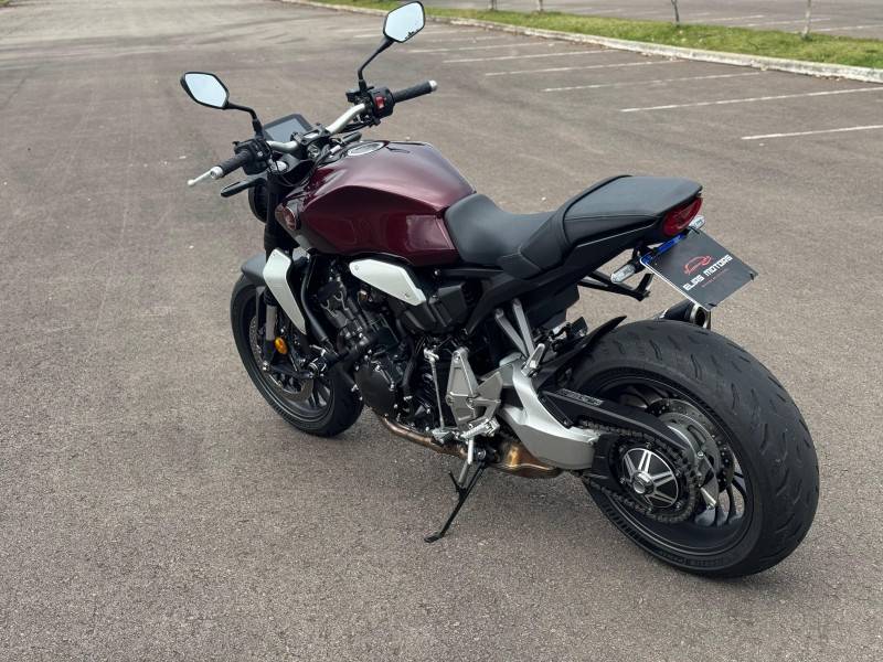 HONDA - CB 1000R - 2023/2024 - Vinho - R$ 73.900,00