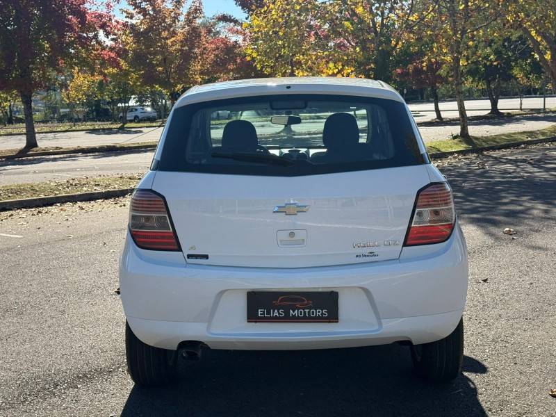 CHEVROLET - AGILE - 2012/2012 - Branca - R$ 38.900,00