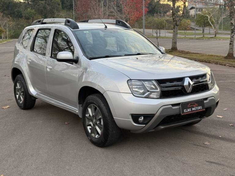 RENAULT - DUSTER - 2015/2016 - Prata - R$ 65.900,00