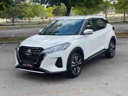 NISSAN - KICKS - 2022/2022 - Branca - R$ 101.500,00