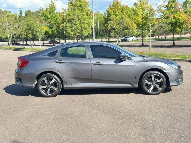 HONDA - CIVIC - 2017/2017 - Cinza - R$ 107.000,00