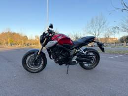 HONDA - CB 650R - 2020/2020 - Vermelha - R$ 49.900,00