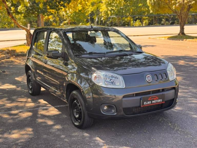 FIAT - UNO - 2013/2013 - Cinza - R$ 33.900,00