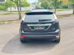 FORD - FOCUS - 2011/2012 - Preta - R$ 47.000,00