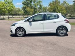 PEUGEOT - 208 - 2018/2019 - Azul - R$ 70.000,00