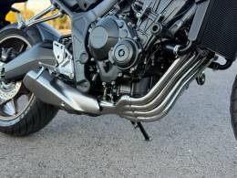 HONDA - CB 650R - 2020/2020 - Vermelha - R$ 49.900,00