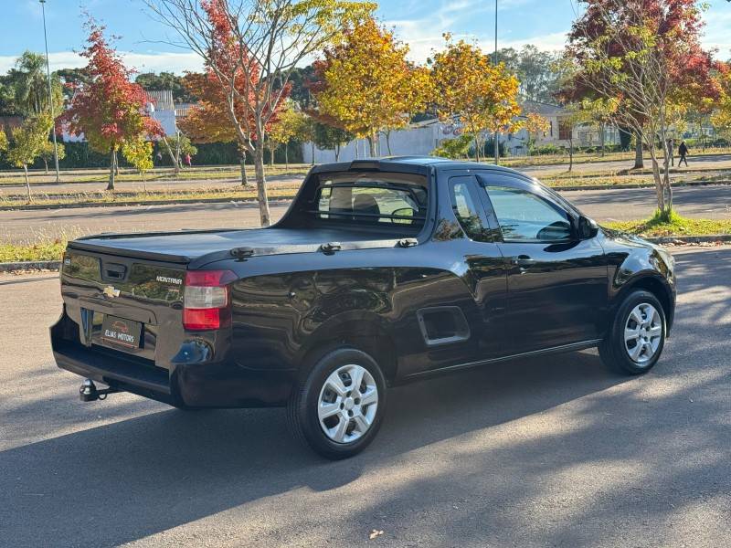 CHEVROLET - MONTANA - 2016/2017 - Preta - R$ 49.500,00